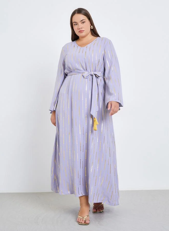 أميرة جلابية طويلة بمقاس كبير بطبعة فويل ورباط خصر